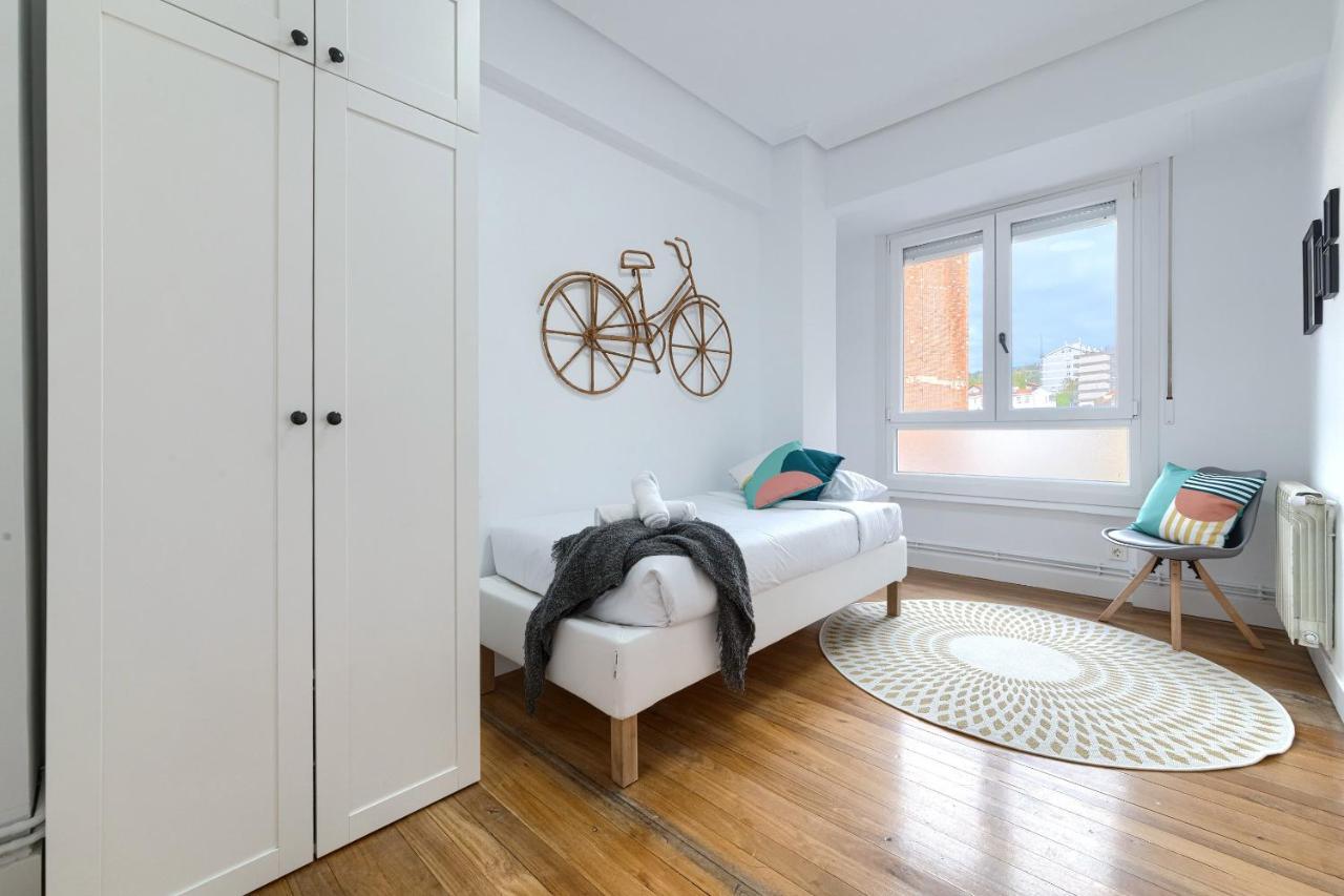 Апартаменты Iturribide Hogar Moderno Junto Al Metro Бильбао Экстерьер фото